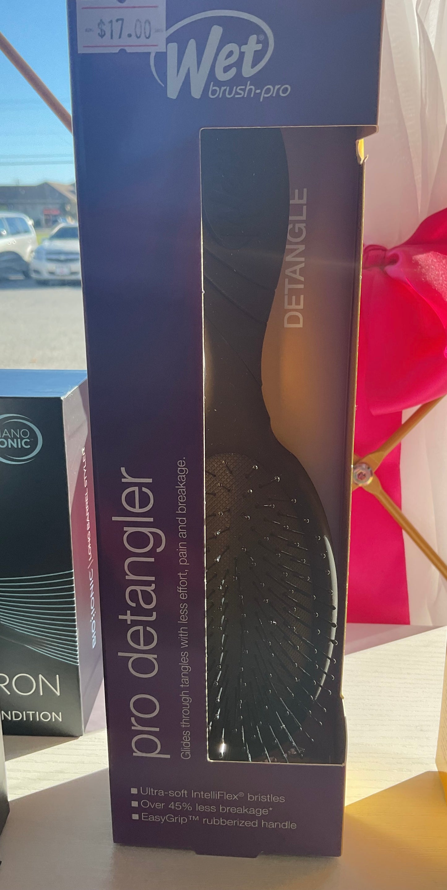 Wet brush detangler