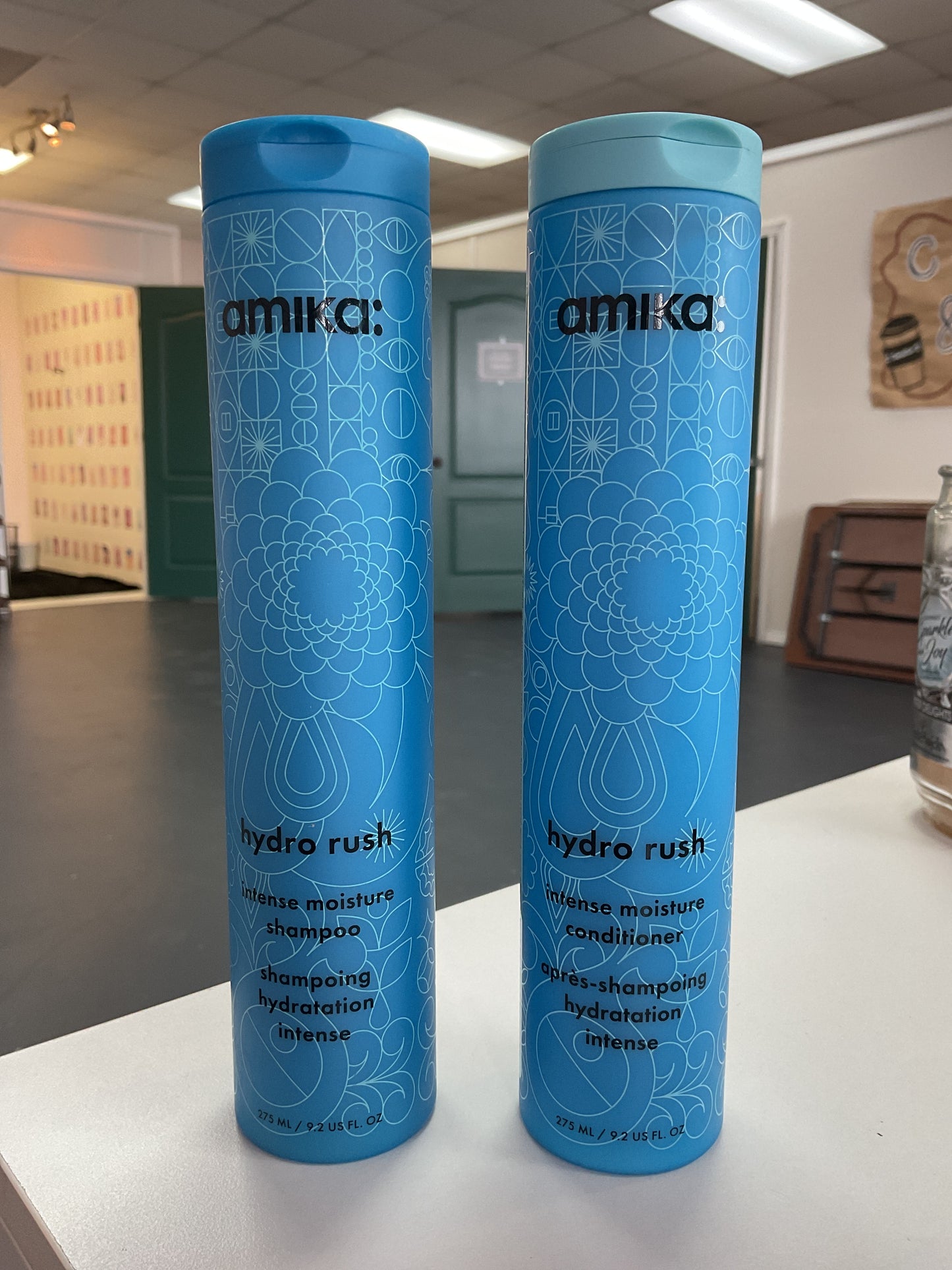 Amika Hydrorush shampoo