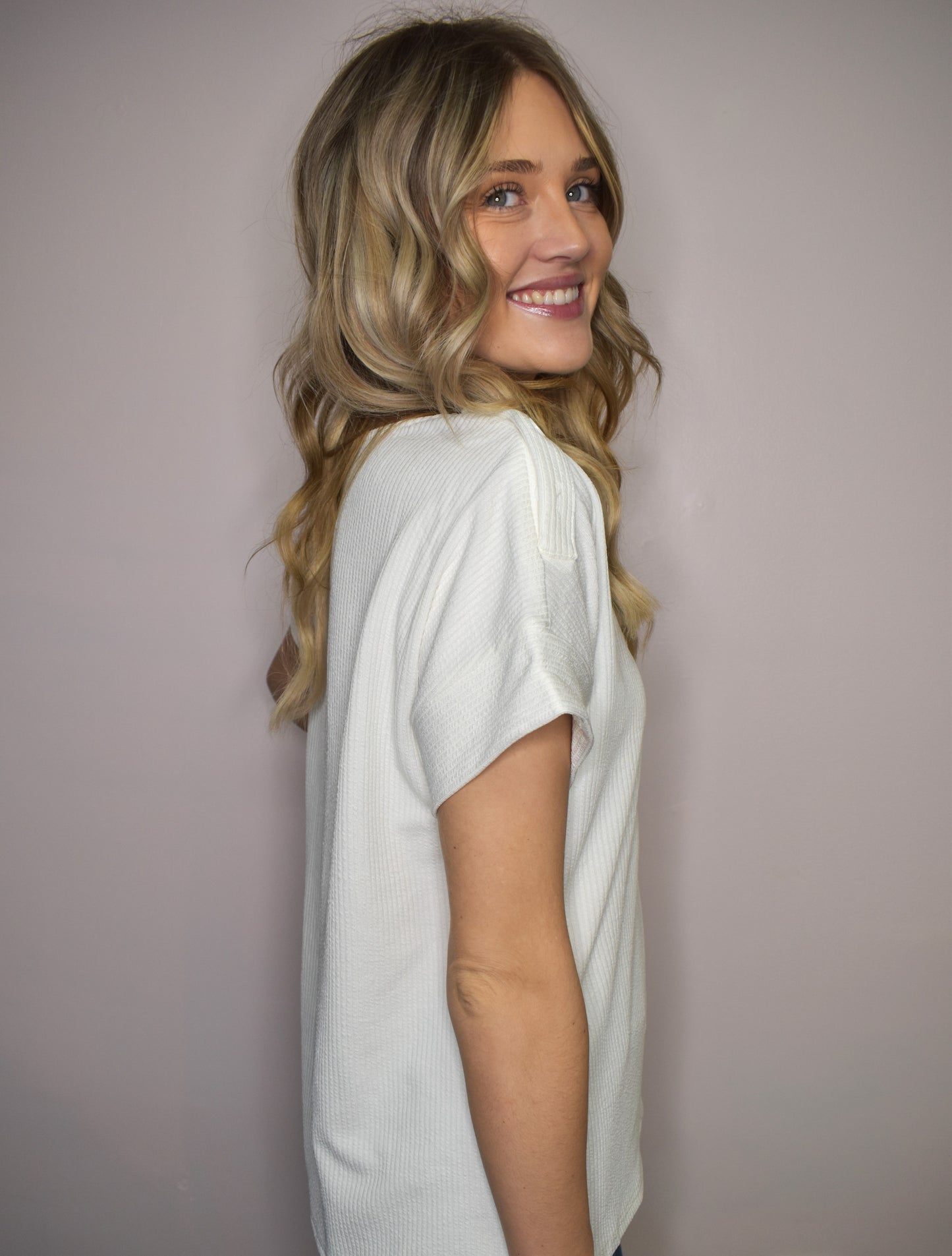White Ribbed texture buttons shoulder top