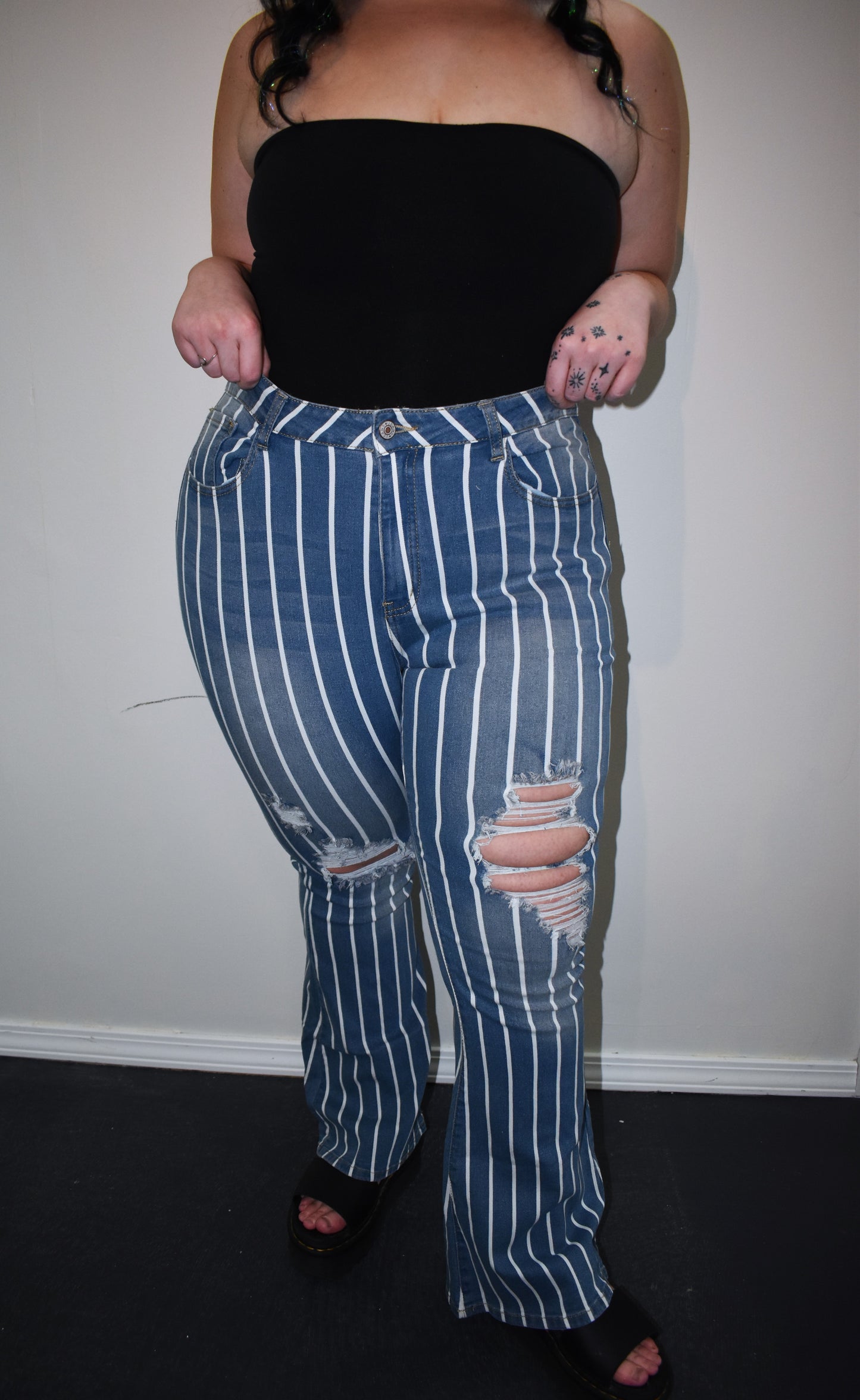 Vertical striped ripped Flare Jeans